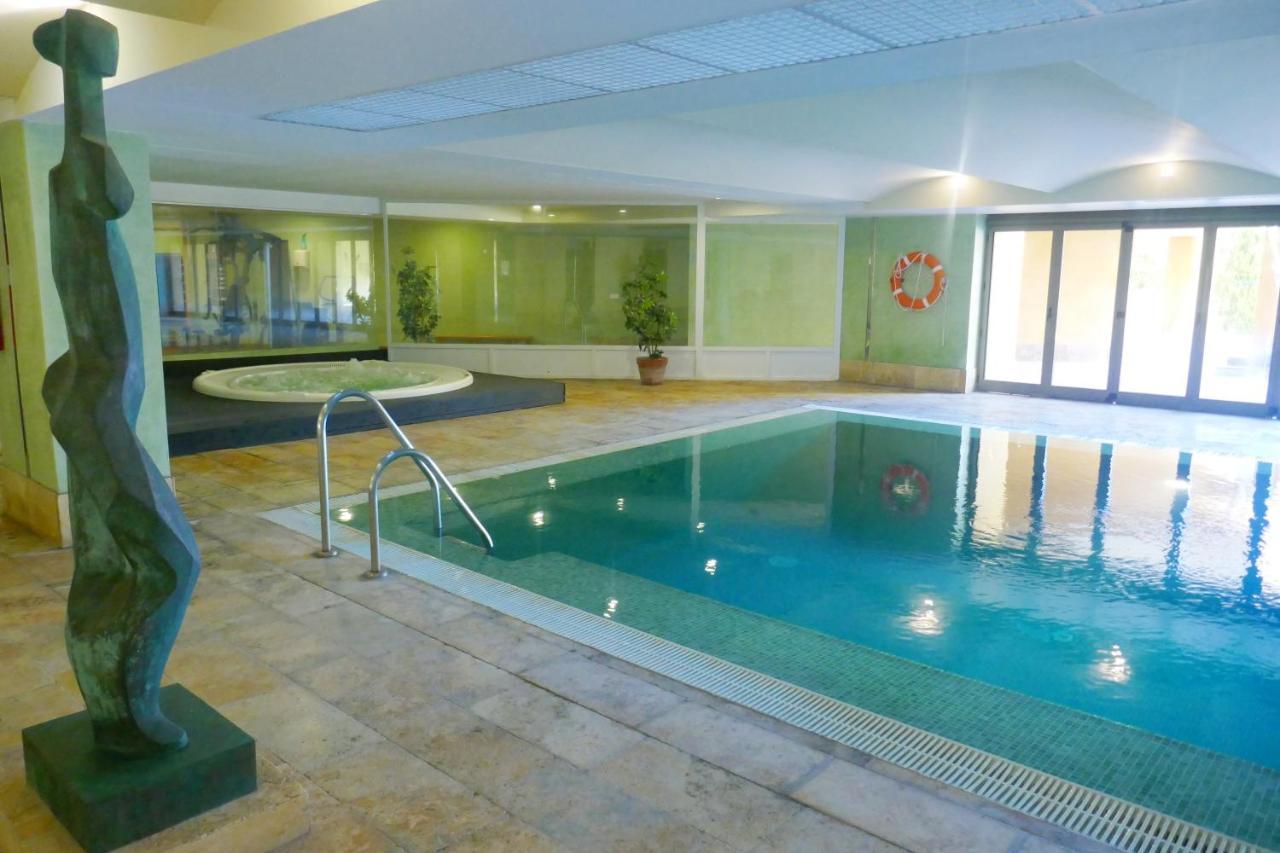 Salinas. Apartment For 4. Terrace/Parking/Pools/Gym/4Mins Beach エステポナ エクステリア 写真