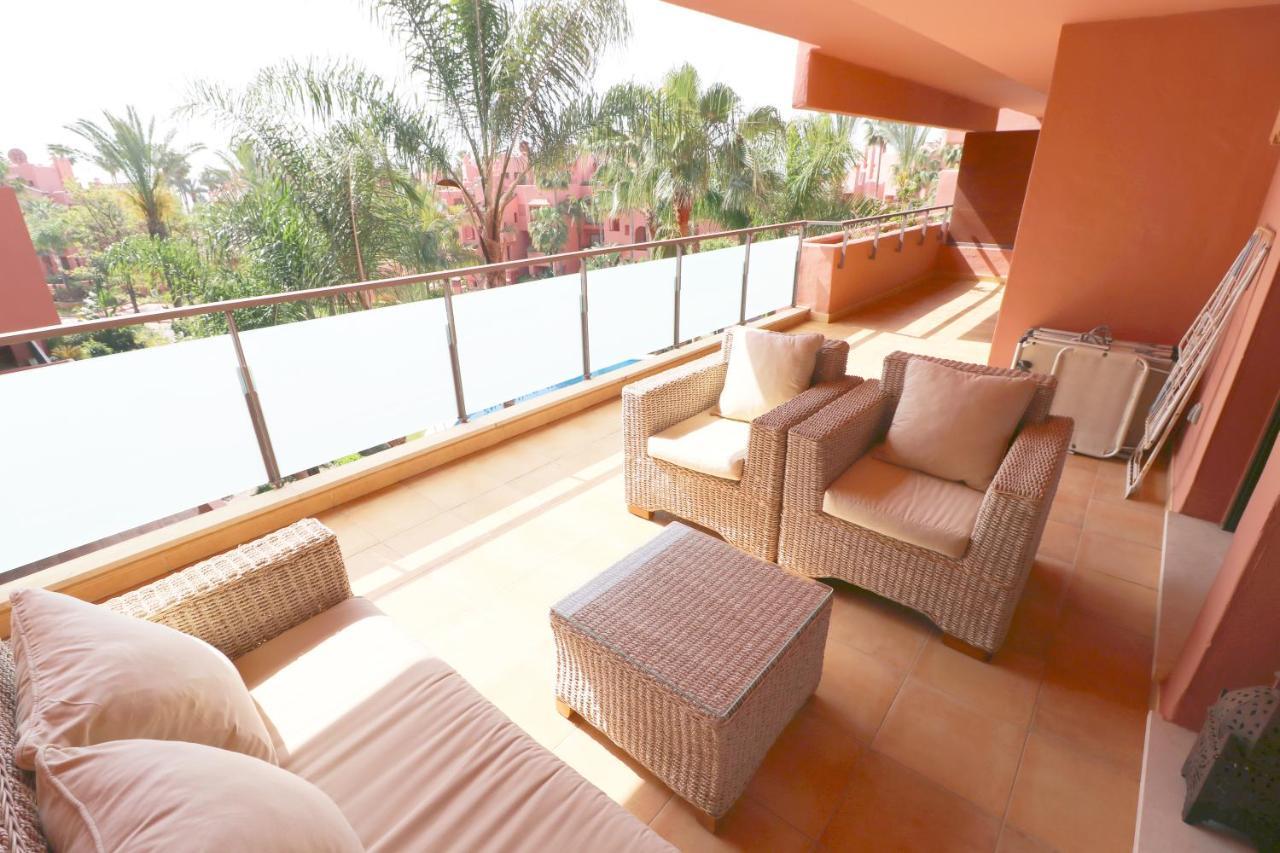 Salinas. Apartment For 4. Terrace/Parking/Pools/Gym/4Mins Beach エステポナ エクステリア 写真